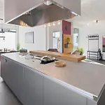 Appartamento Casa Milla-zentrales, Modernes Loft In -am Fluss Mit Balkon, Parkplatz Und Grosser Kueche Langenthal
