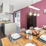 Appartamento Casa Milla-zentrales, Modernes Loft In -am Fluss Mit Balkon, Parkplatz Und Grosser Kueche Langenthal
