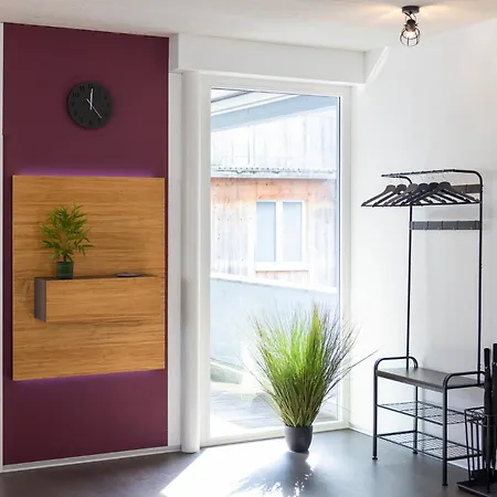 Casa Milla-zentrales, Modernes Loft In -am Fluss Mit Balkon, Parkplatz Und Grosser Kueche *