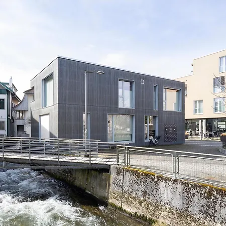 Apartmán Casa Milla-zentrales, Modernes Loft In -am Fluss Mit Balkon, Parkplatz Und Grosser Kueche Langenthal