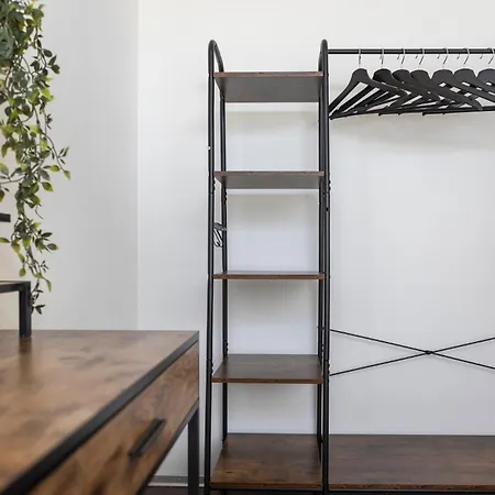 Apartament Casa Milla-zentrales, Modernes Loft In -am Fluss Mit Balkon, Parkplatz Und Grosser Kueche *