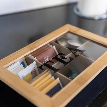 Casa Milla-zentrales, Modernes Loft In -am Fluss Mit Balkon, Parkplatz Und Grosser Kueche *