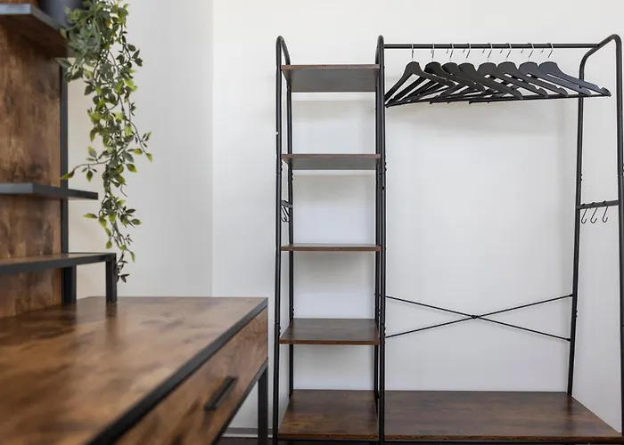 דירה Casa Milla-zentrales, Modernes Loft In -am Fluss Mit Balkon, Parkplatz Und Grosser Kueche *