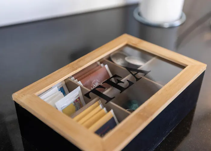 Casa Milla-zentrales, Modernes Loft In -am Fluss Mit Balkon, Parkplatz Und Grosser Kueche *