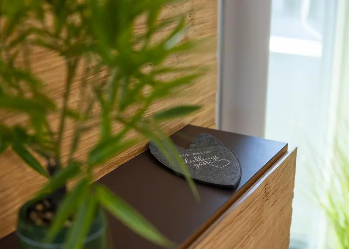 Casa Milla-zentrales, Modernes Loft In -am Fluss Mit Balkon, Parkplatz Und Grosser Kueche Apartment