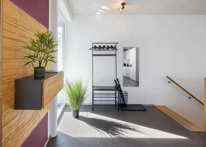 Casa Milla-zentrales, Modernes Loft In -am Fluss Mit Balkon, Parkplatz Und Grosser Kueche Apartment