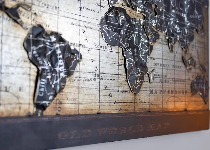 Casa Milla-zentrales, Modernes Loft In -am Fluss Mit Balkon, Parkplatz Und Grosser Kueche